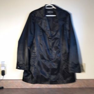 Ladies 3/4” coat